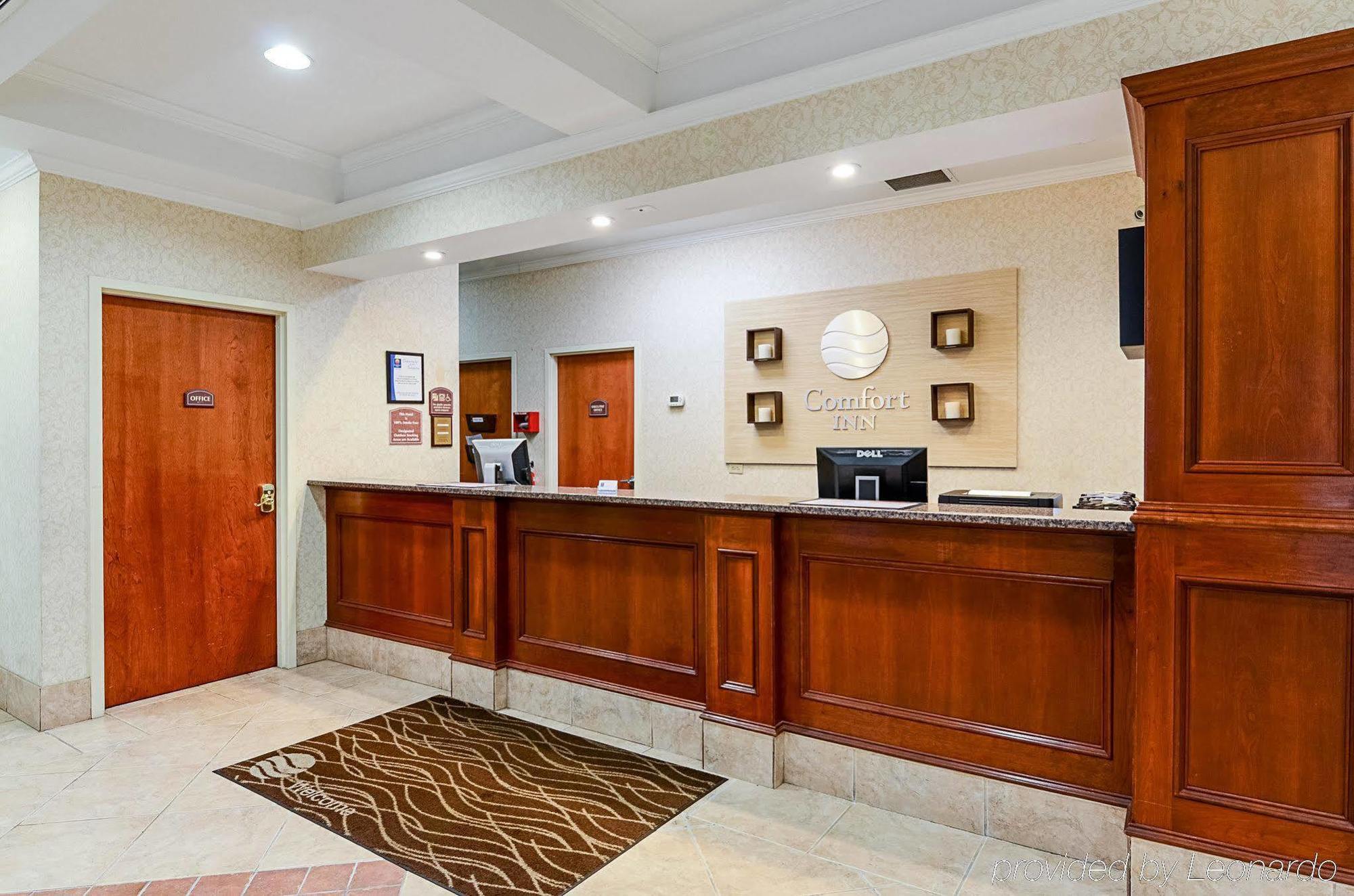 Fairfield Inn & Suites By Marriott Alexandria West/Mark Center Bagian luar foto
