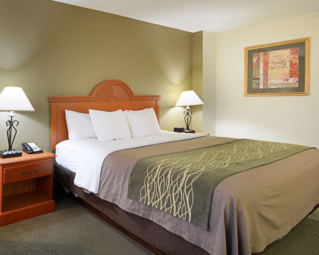 Fairfield Inn & Suites By Marriott Alexandria West/Mark Center Bagian luar foto